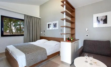 Двухместный номер Superior двуспальная кровать в Village Galijot Plava Laguna