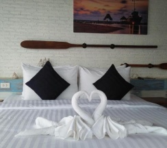Двухместный номер Standard с видом на море двуспальная кровать в Windy Sea View Resort