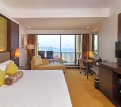 Двухместный номер Premium с видом на сад двуспальная кровать в Dusit Thani Pattaya