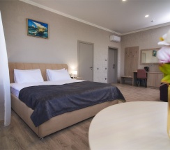 Джуниор сюит 29 кв.м. в Колизей