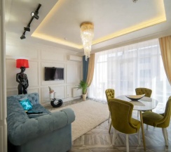 Люкс с 2 комнатами с балконом и с красивым видом из окна в Diamond Park