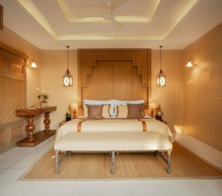 Двухместная вилла Pool Beach двуспальная кровать в Devasom Khao Lak Beach Resort & Villas