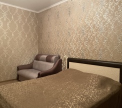 Четырёхместный номер Standard с балконом в Удача