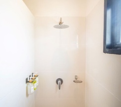 Двухместное бунгало Deluxe c 1 комнатой двуспальная кровать в Isara Nai Yang Resort