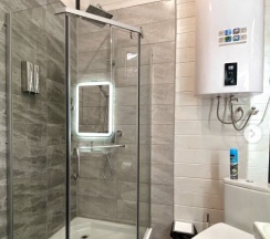 Четырёхместный коттедж с красивым видом из окна в Sabr