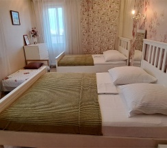 Люкс квартира с 2 спальнями в Олимп