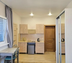 Двухместная студия Мансарда с балконом и с красивым видом из окна 2 отдельные кровати в Милана