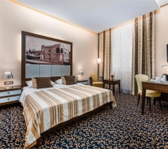 Двухместный номер Superior с видом на гавань двуспальная кровать в Hotel Lapad