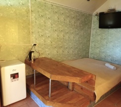 Трехместный домик эконом в Дом у Моря