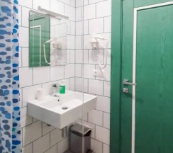 Двухместный номер Standard с балконом двуспальная кровать в Алиса, привет!