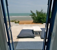 Номер Standard рядом с пляжем в Hua Plee Lazy Beach