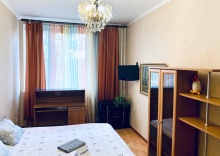 Квартира в Апартаменты на кв.13А, ул. Радужная д15, кВ 13