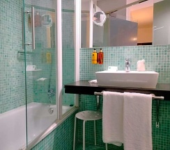 Номер Standard с балконом в Casual Ilbira Granada Hotel