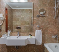 Стандарт улучшенный двухкомнатный в Marins Grand Hotel Астрахань