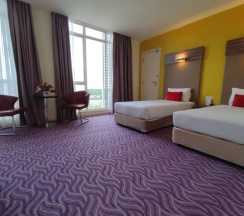 Двухместный номер Deluxe с видом на реку 2 отдельные кровати в Hotel Sentral Kuantan