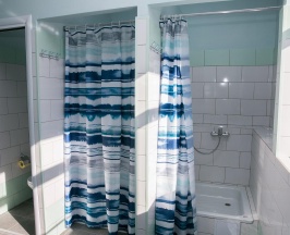 Кровать в 4-местном общем номере (удобства на этаже) в Hostel76