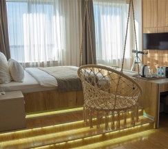 Номер-студио Делюкс с видом на озеро в F911