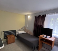 летний номер эконом в София-rooms