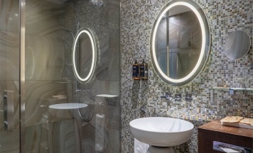 Классический улучшенный номер - с двуспальной кроватью в Mercure Москва Бауманская