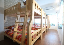 Кровать в общем номере в Blue Jasmine Hostel