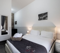 Двухместный номер Standard с балконом двуспальная кровать в Arch Rome Suites