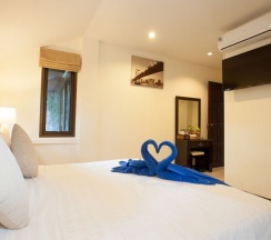 Вилла с 4 комнатами с видом на горы в Boutique Resort Private Pool Villa
