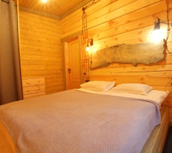 Коттедж с красивым видом из окна в Glamping_07