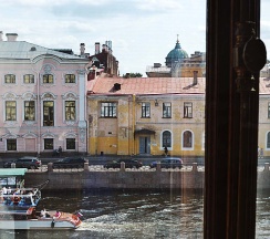 Исторический Люкс "Елисеевский" с видом на Строгановский дворец в Taleon Imperial Hotel