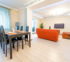 улица Монакова 33 (4к) 2+2+1+1 в Пять Звёзд