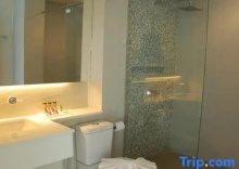 Одноместный номер Deluxe двуспальная кровать в The House Patong Hotel