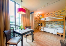 Семейный номер Standard в Deevana Plaza Phuket