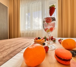 4х местный стандарт с французским балконом в Морская волна