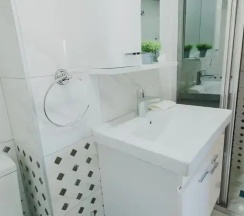 Двухместный номер Standard с балконом (двуспальная кровать) в Отел  Sofia Boutique