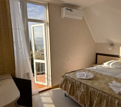 Комфорт Двухместный  с балконом в Уют