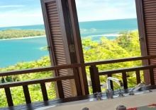 Вилла с 2 комнатами с балконом и с видом на океан в Bhundhari Residence Koh Samui