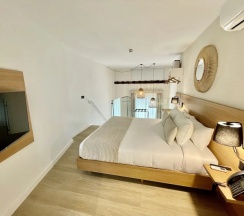 Двухместный номер Deluxe (двуспальная кровать) в Hotel emblemático Hi Suites