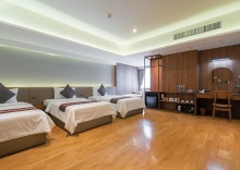 Трёхместный семейный номер Standard в True Siam Phayathai Hotel