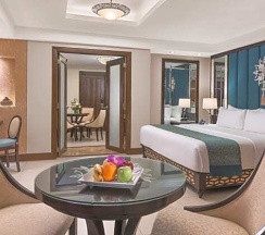 Люкс Executive в Henann Regency Resort & Spa