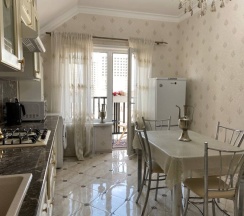 Двухэтажные апартаменты в центре в Как Дома 05