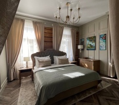 Двухкомнатный Suite с балконом в Маруся