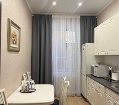 [1] Двухкомнатная квартира у Дворцовой площади в Darooms