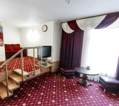 Номер улучшенный с 1 двуспальной кроватью в Наутилус