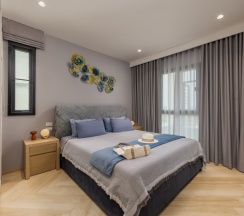 Двухместные апартаменты Comfort с балконом и с видом на горы (двуспальная кровать) в Апарт-отель The Title Legendary BangTao Beach by TropicLook