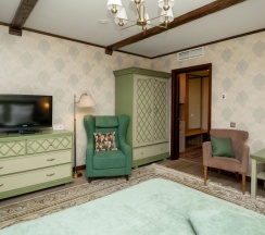 Люкс с балконом в Губернский