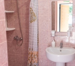 Четырехместный Бюджетный стандарт с кухней в Можжевеловый парк