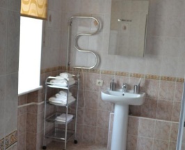 Номер люкс №101 с 1 двуспальной кроватью (с завтраком) в Аэрополис