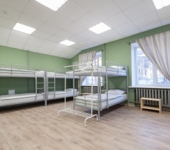 Спальное место в общем 10-ти местном номере в Story Hostel