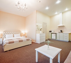 Комфорт с двуспальной кроватью в Горький