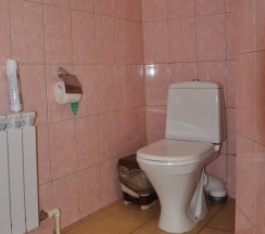Двухместный полулюкс двуспальная кровать в 4комнаты