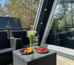 А-Фрэйм с видом на лес в Аван